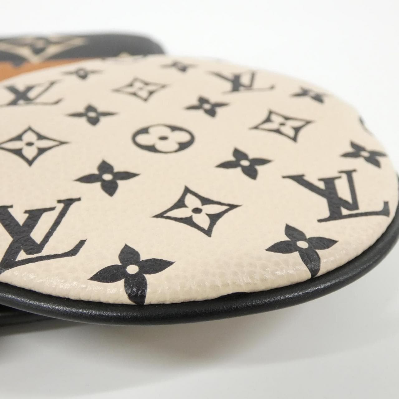 ルイヴィトン LVクラフティ ポシェット トリオ M69516 ポーチ