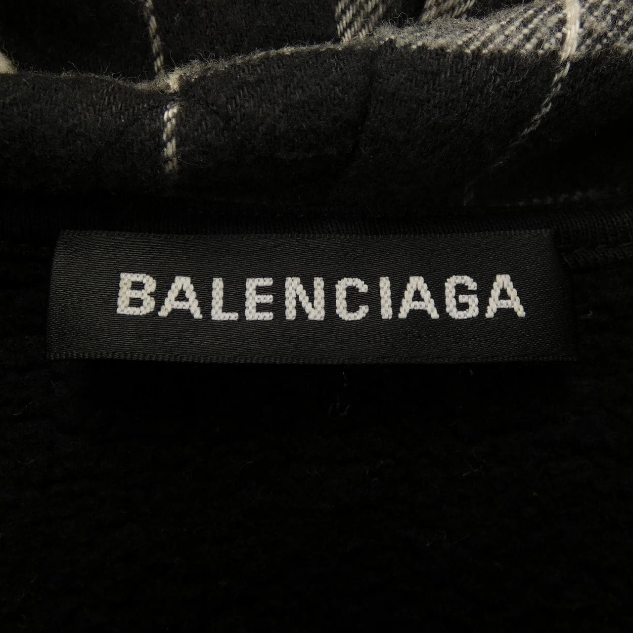 バレンシアガ BALENCIAGA 556137 TDV32 パーカー