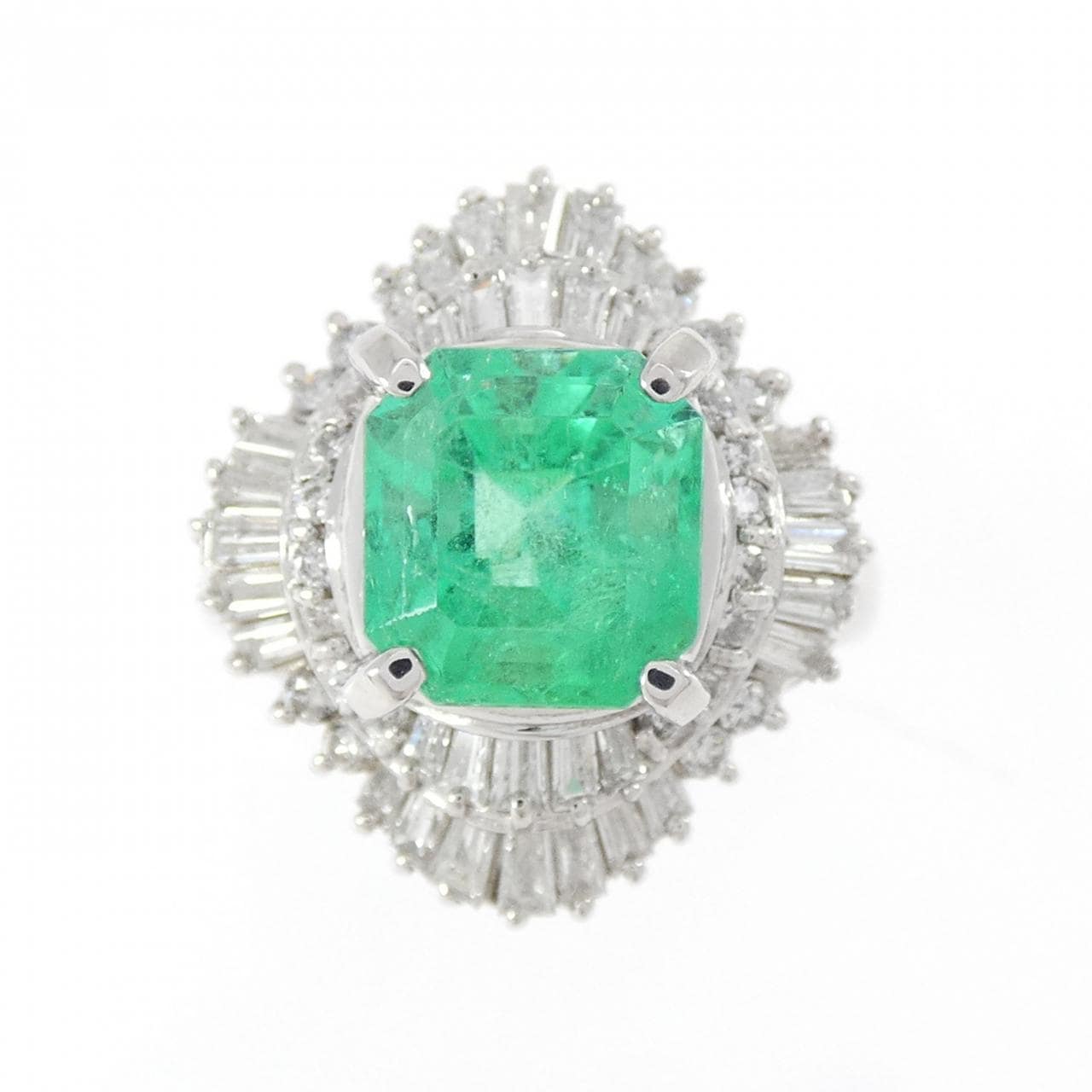 PT900 エメラルド リング 3.09CT