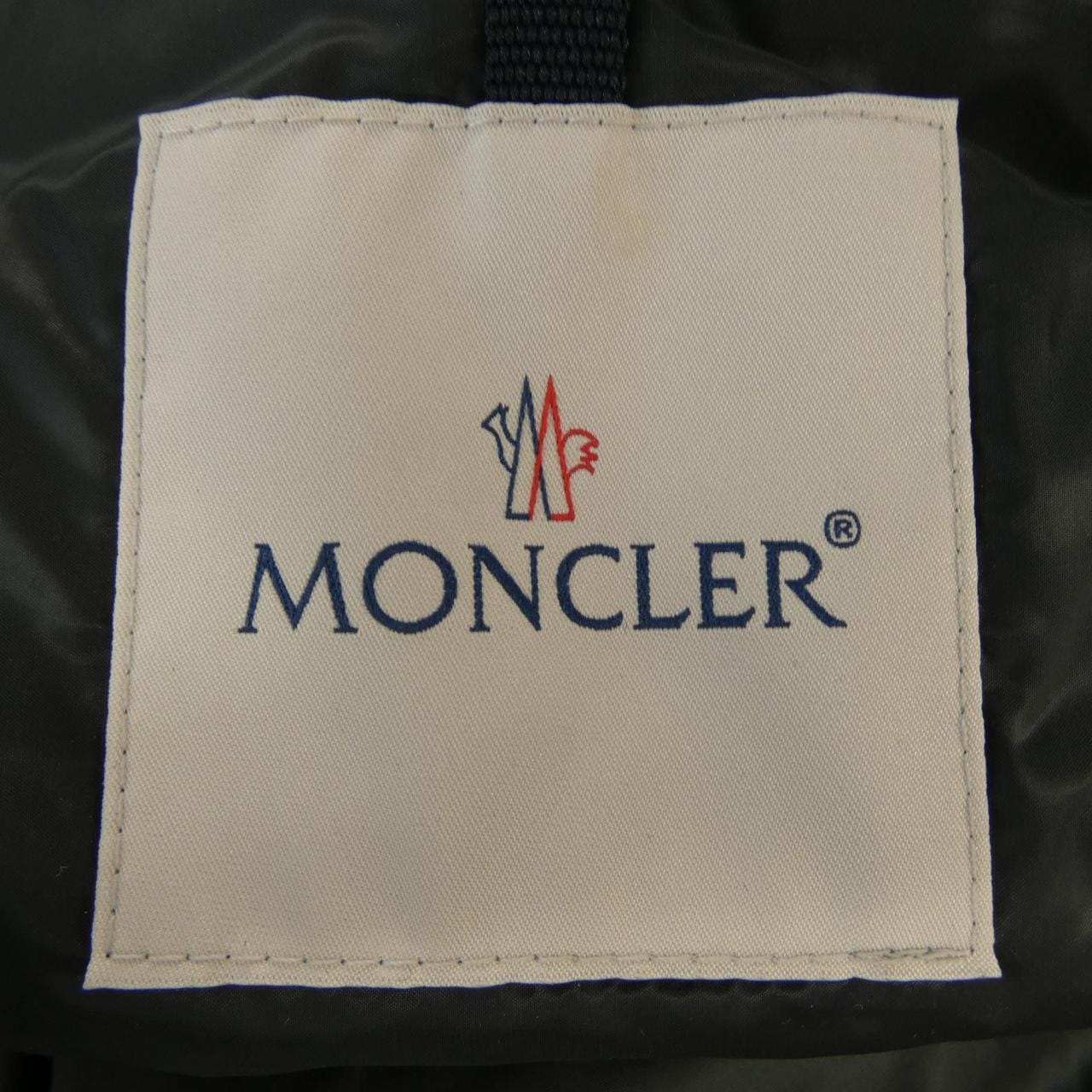 モンクレール MONCLER ダウンジャケット