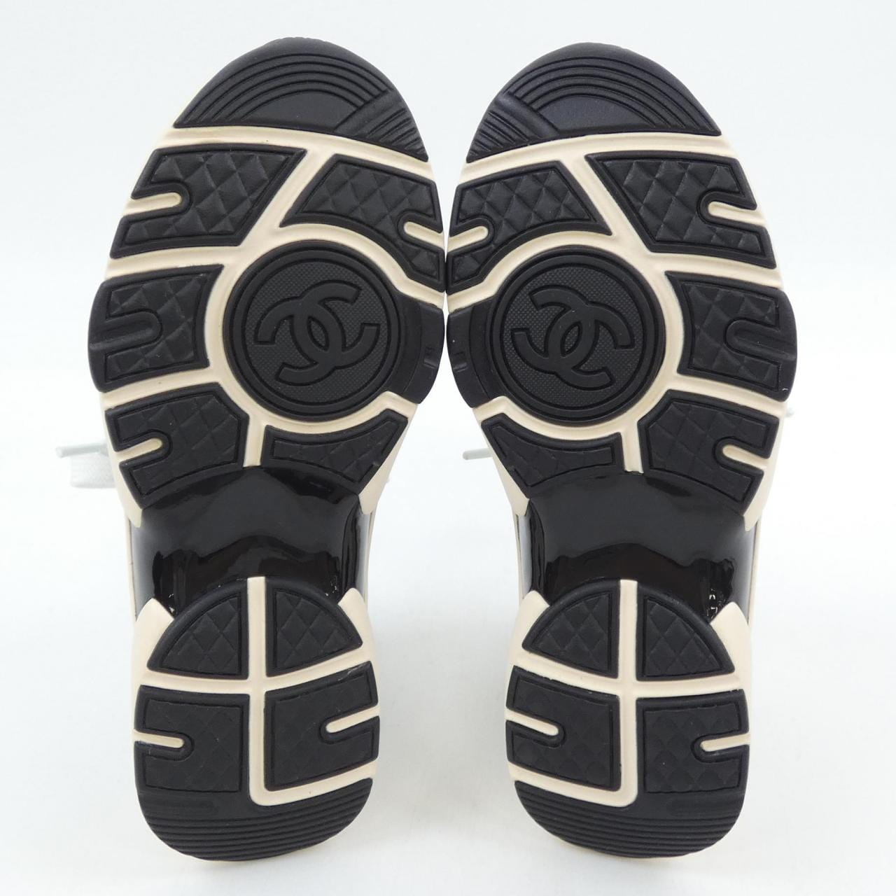 CHANEL G38750Y55682 运动鞋