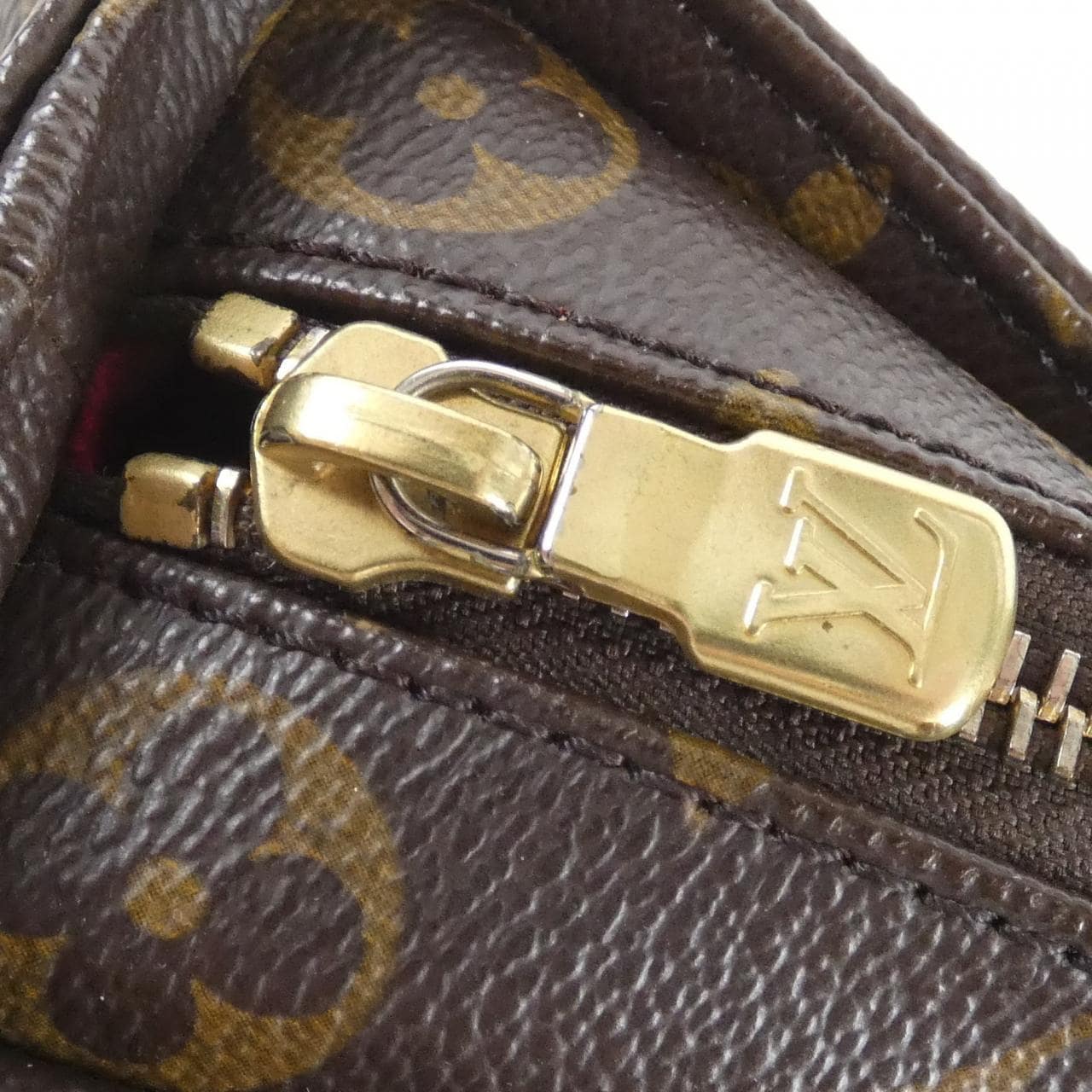 LOUIS VUITTON Monogram Viva Cité MM M51164 肩包