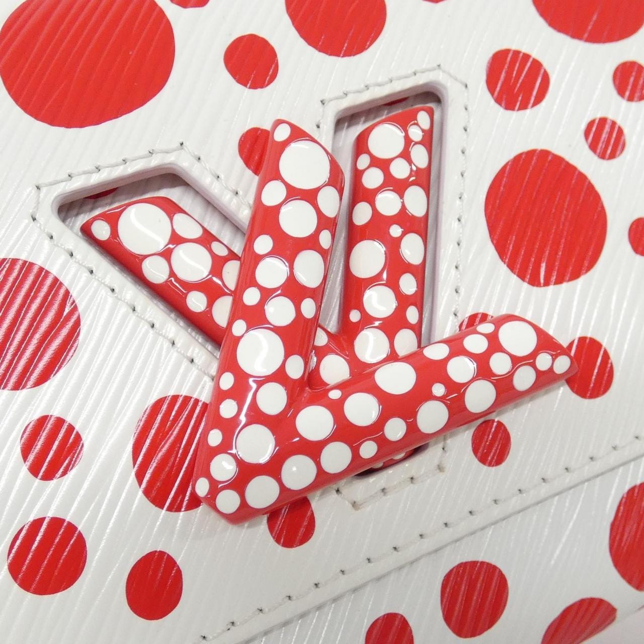 ルイヴィトン エピ(LV X YK) ツイスト PM M21949 ショルダーバッグ