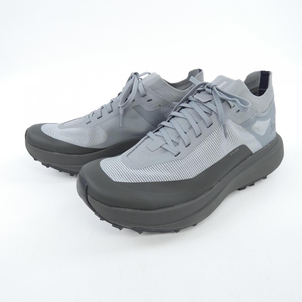 アークテリクス ARC'TERYX L08105200 スニーカー