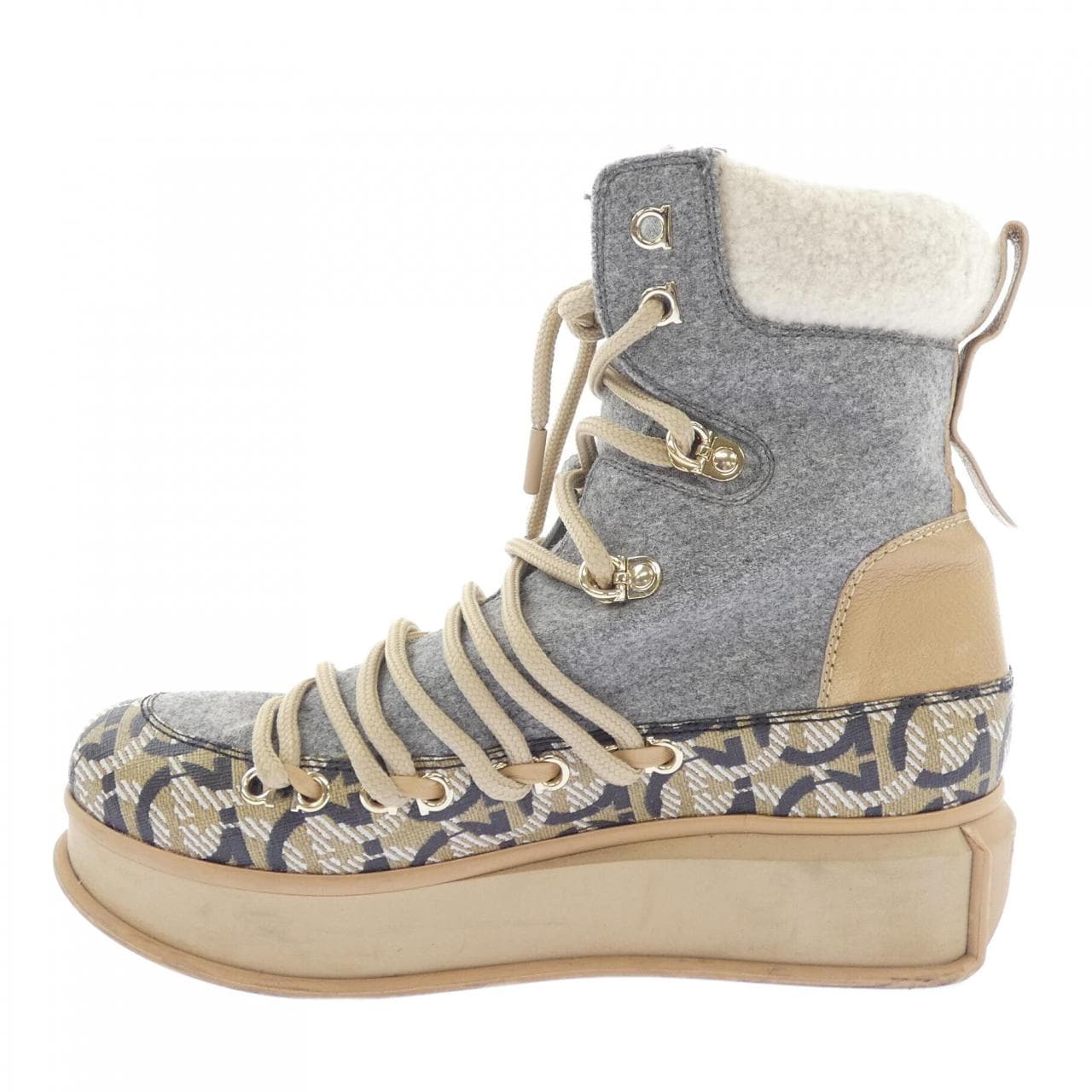 サルヴァトーレフェラガモ SALVATORE FERRAGAMO ブーツ