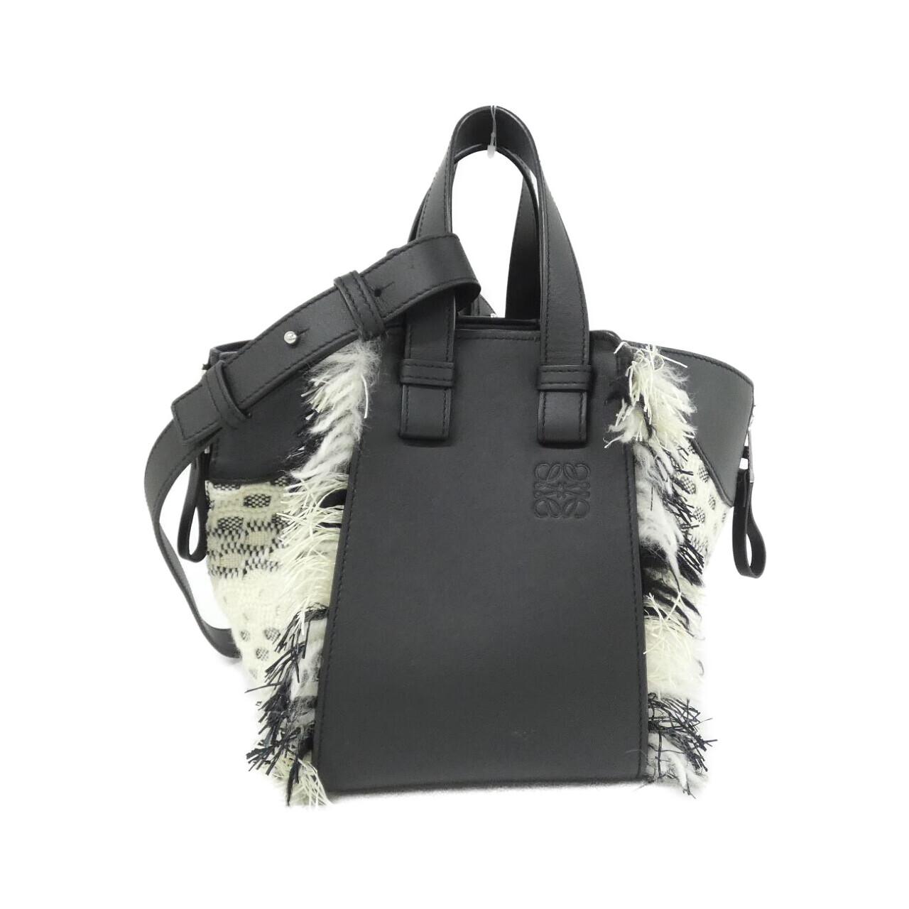 ロエベ HAMMOCK COMPACT FRINGES A538H13X59 ショルダーバッグ