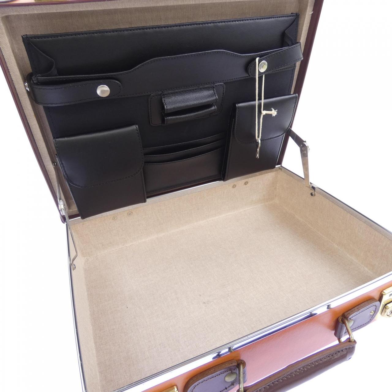 グローブトロッター GLOBE TROTTER BAG