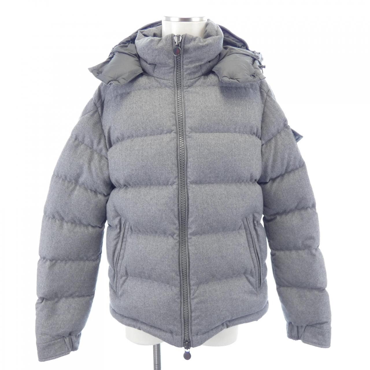 モンクレール MONCLER ダウンジャケット