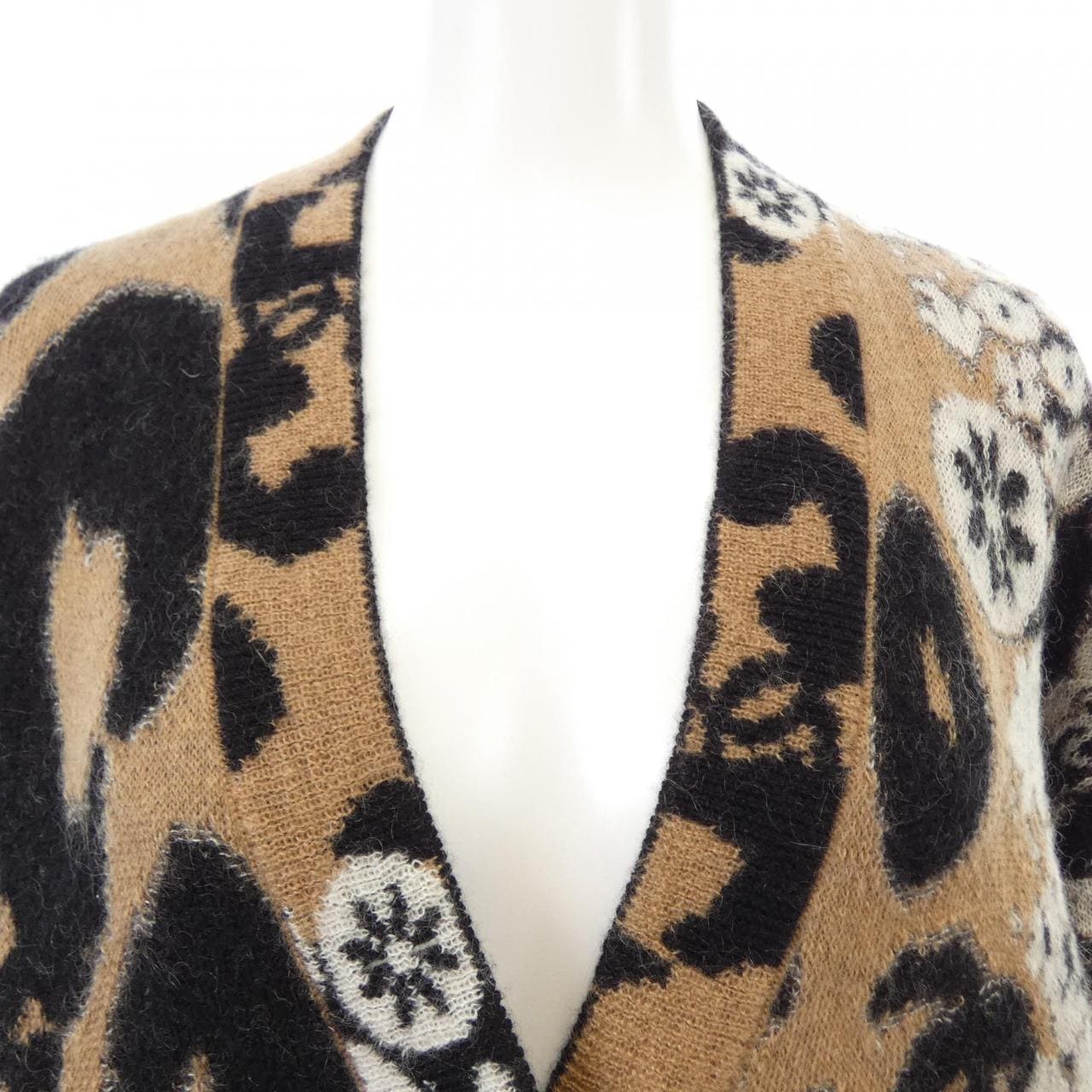 シャネル CHANEL P75362K10782 カーディガン