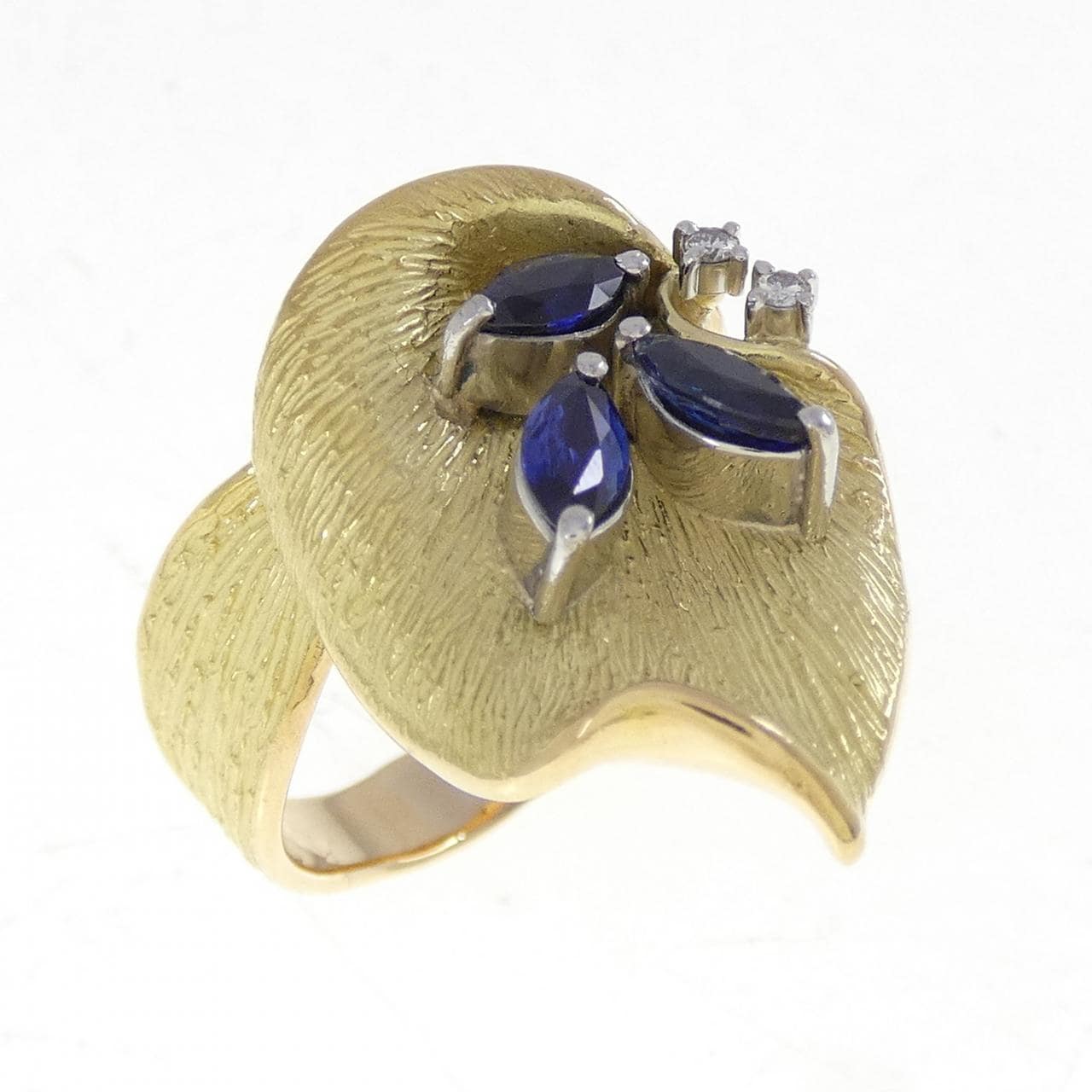 菱角藍寶石戒指