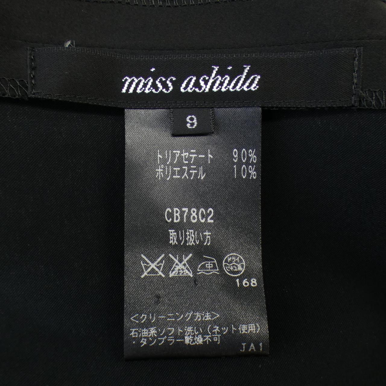 ミスアシダ miss ashida トップス