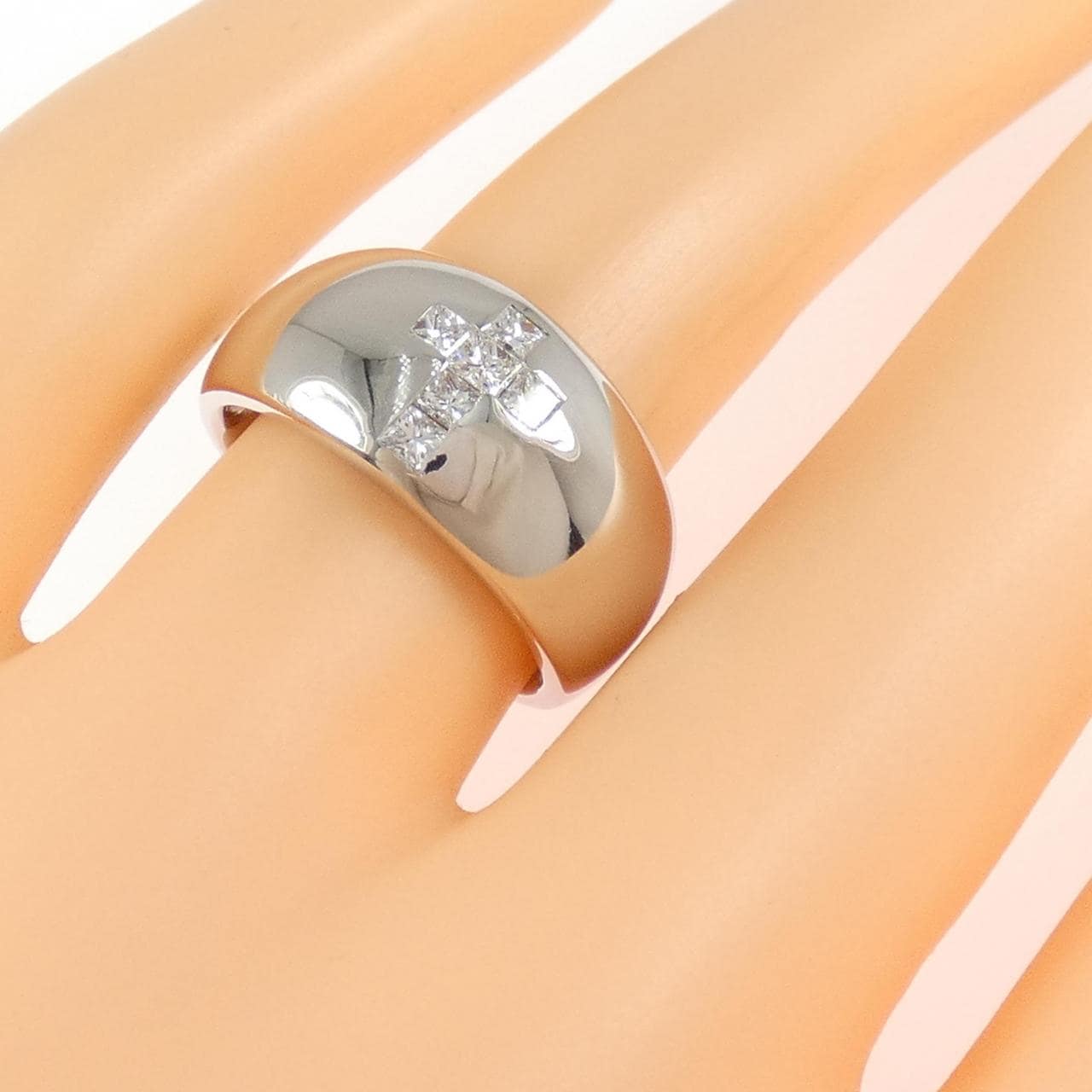 PT900 クロス ダイヤモンド リング 0.30CT