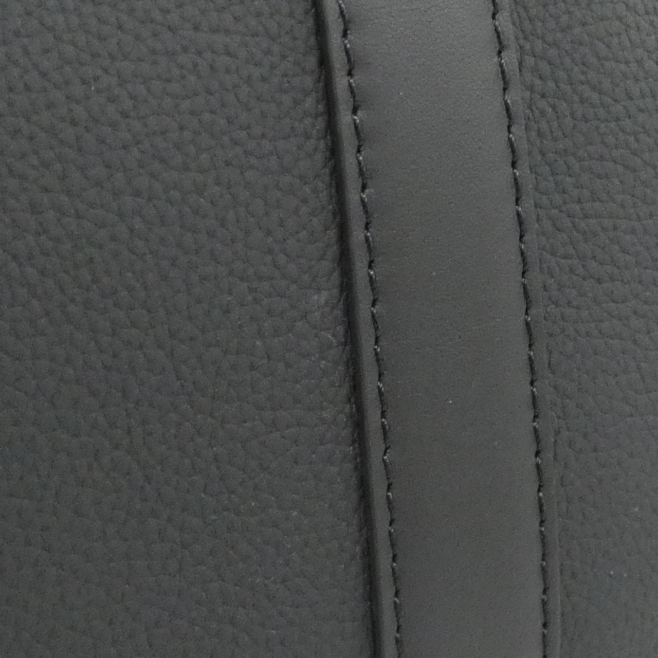 ルイヴィトン LVアエログラム シティ キーポル M59255 ショルダーバッグ