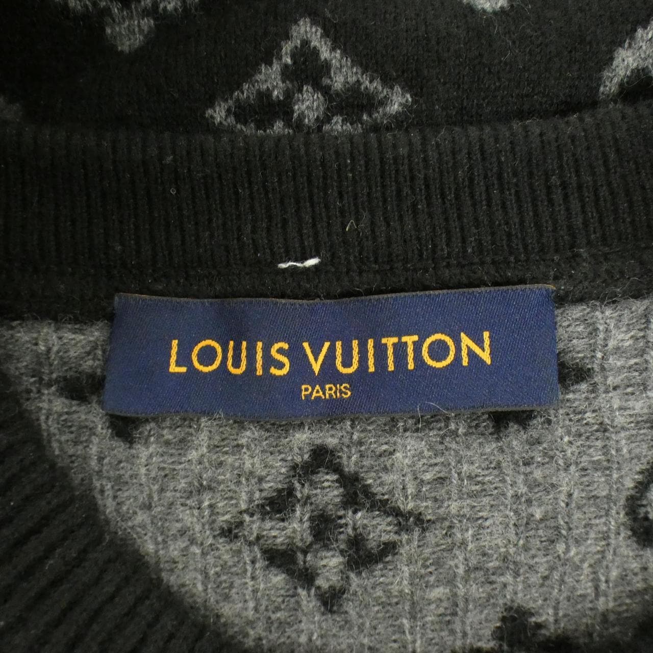 ルイヴィトン LOUIS VUITTON ハーフアンドハーフモノグラム HGN41WIXW ニット