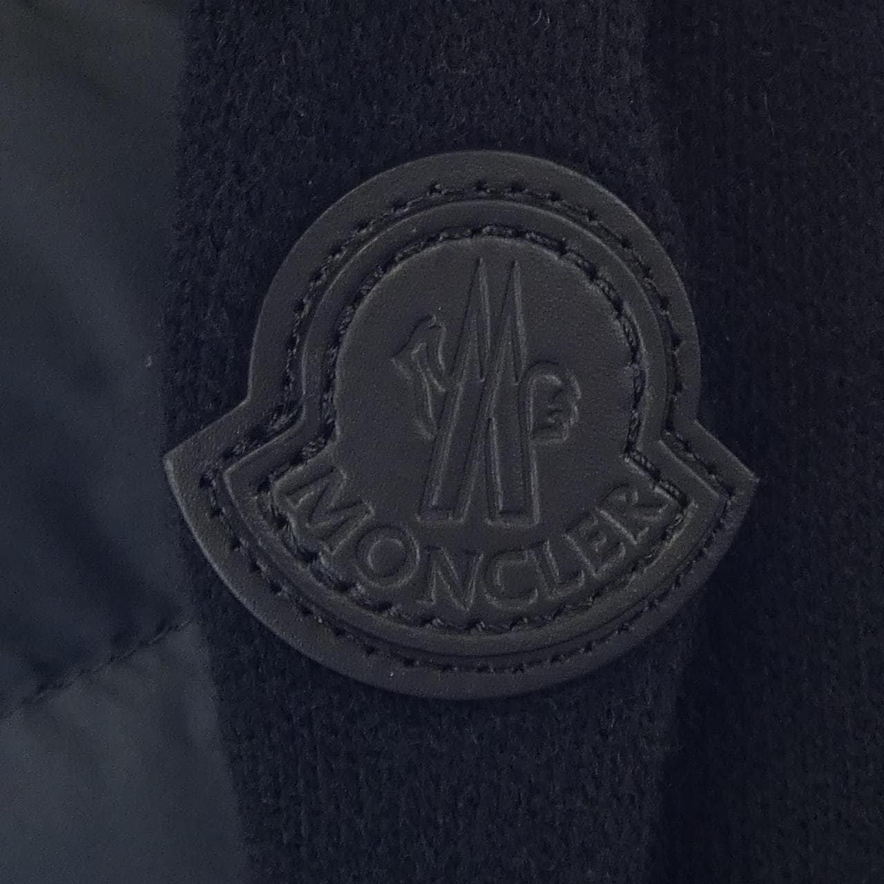 モンクレール MONCLER ダウンジャケット
