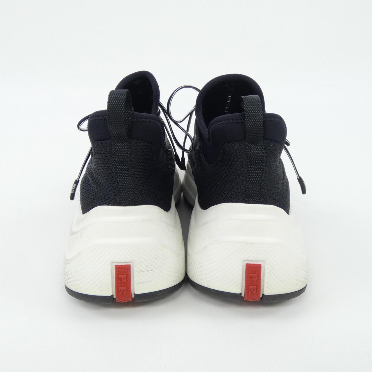 プラダ PRADA スニーカー