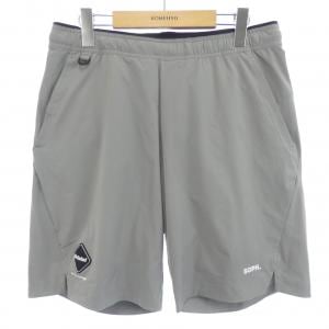 ソフ SOPH. ショートパンツ