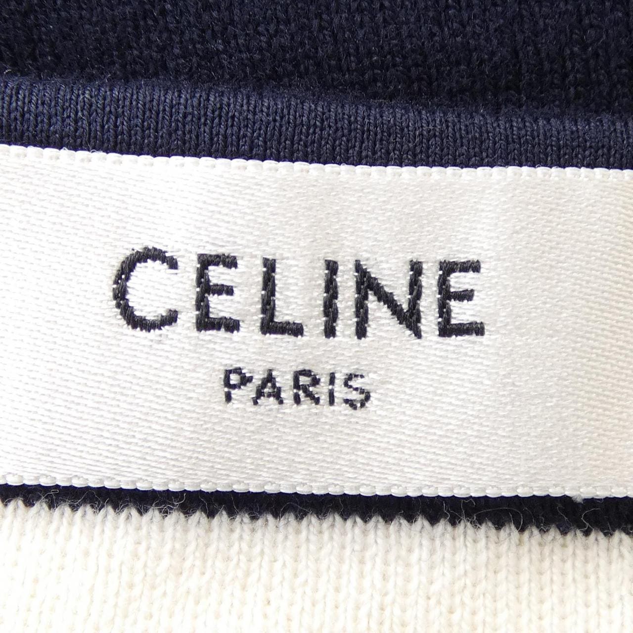 セリーヌ CELINE トリオンフ TRIOMPHE 2X47NA040 トップス