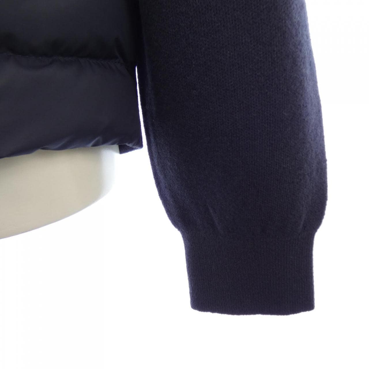 モンクレール MONCLER 20919B00033 ダウンジャケット