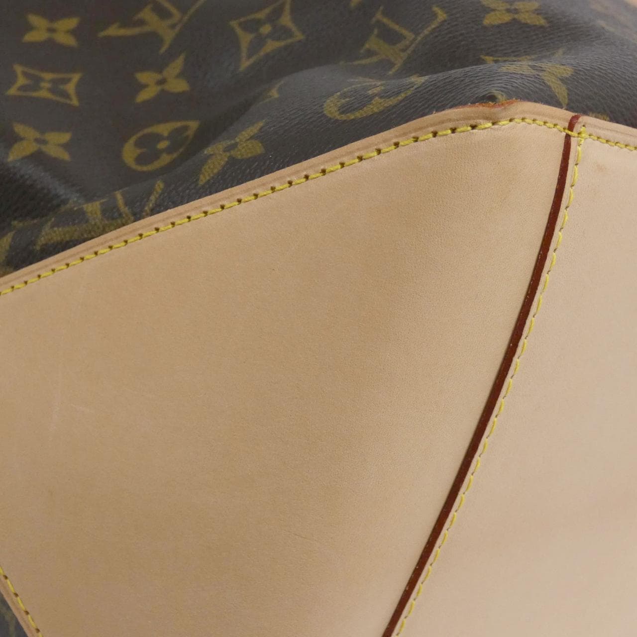 ルイヴィトン モノグラム カバ メゾ M51151 バッグ