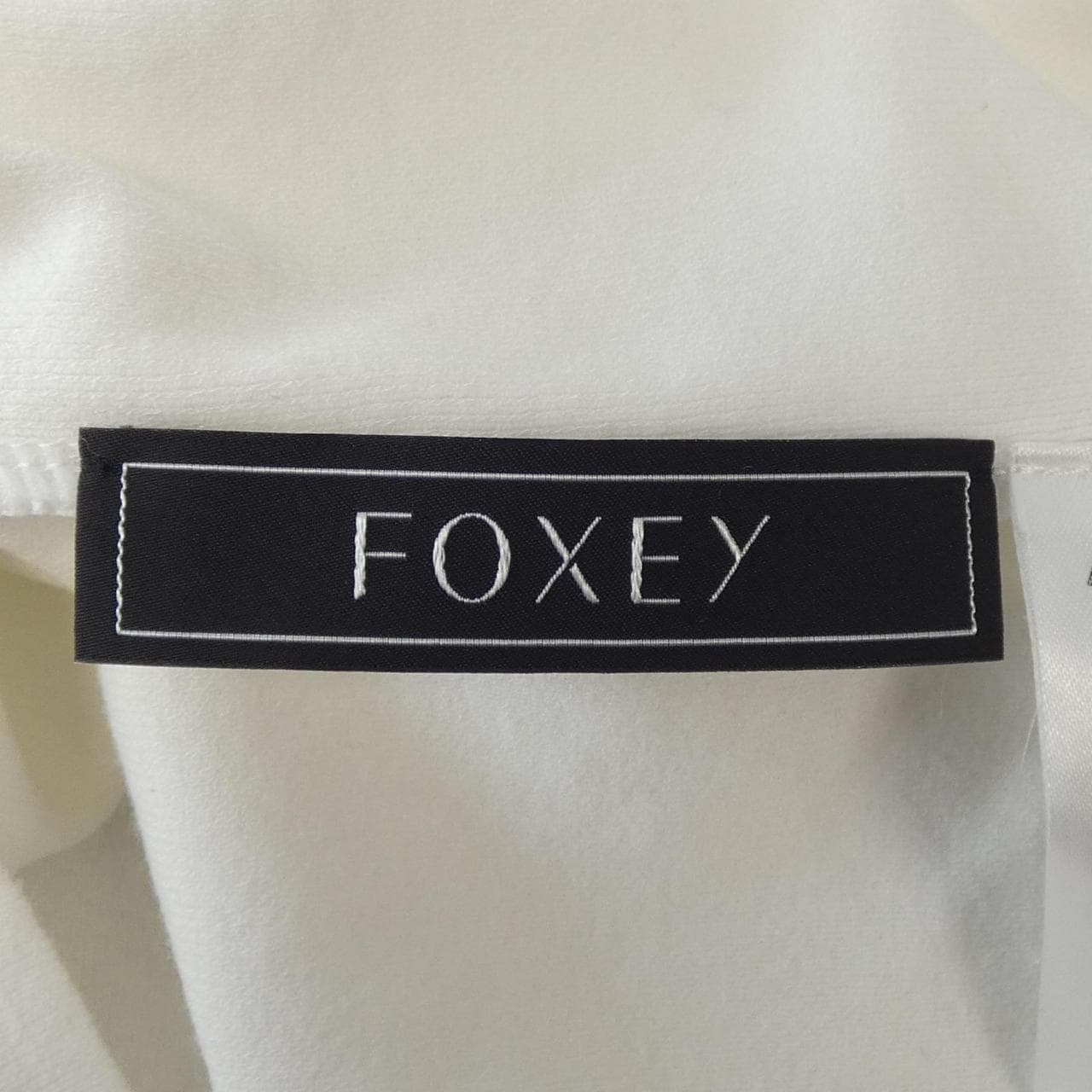 フォクシー FOXEY トップス