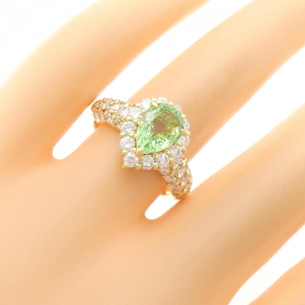 K18YG Green Garnet Ring 1.55CT