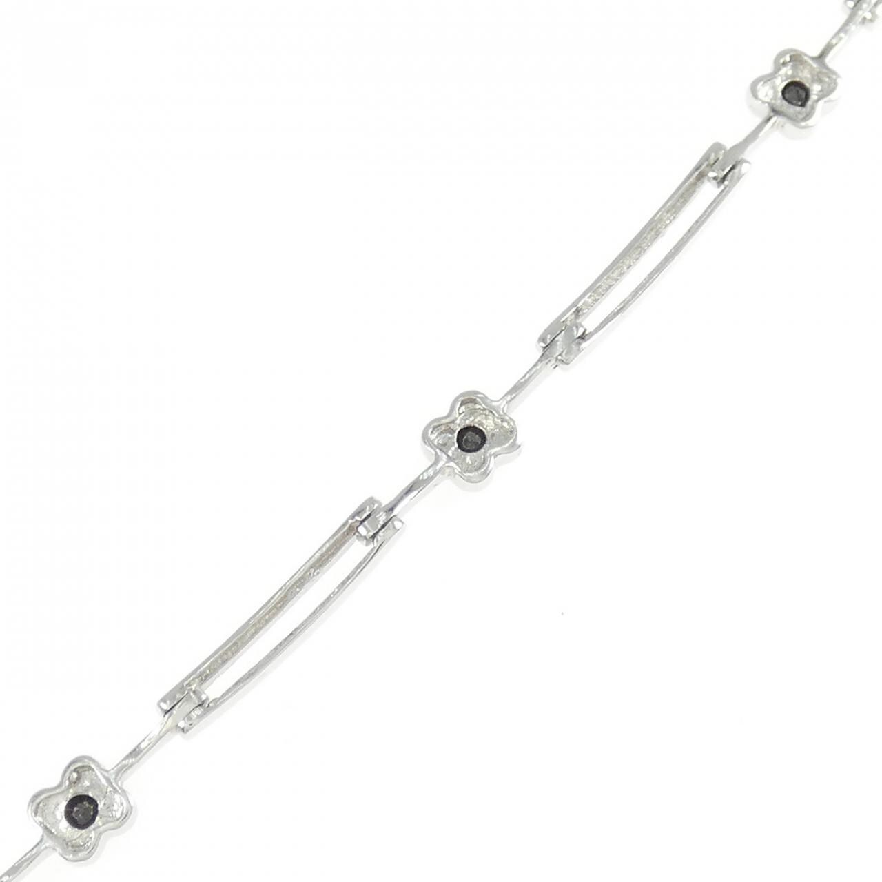 750WG フラワー ダイヤモンド ブレスレット 0.31CT