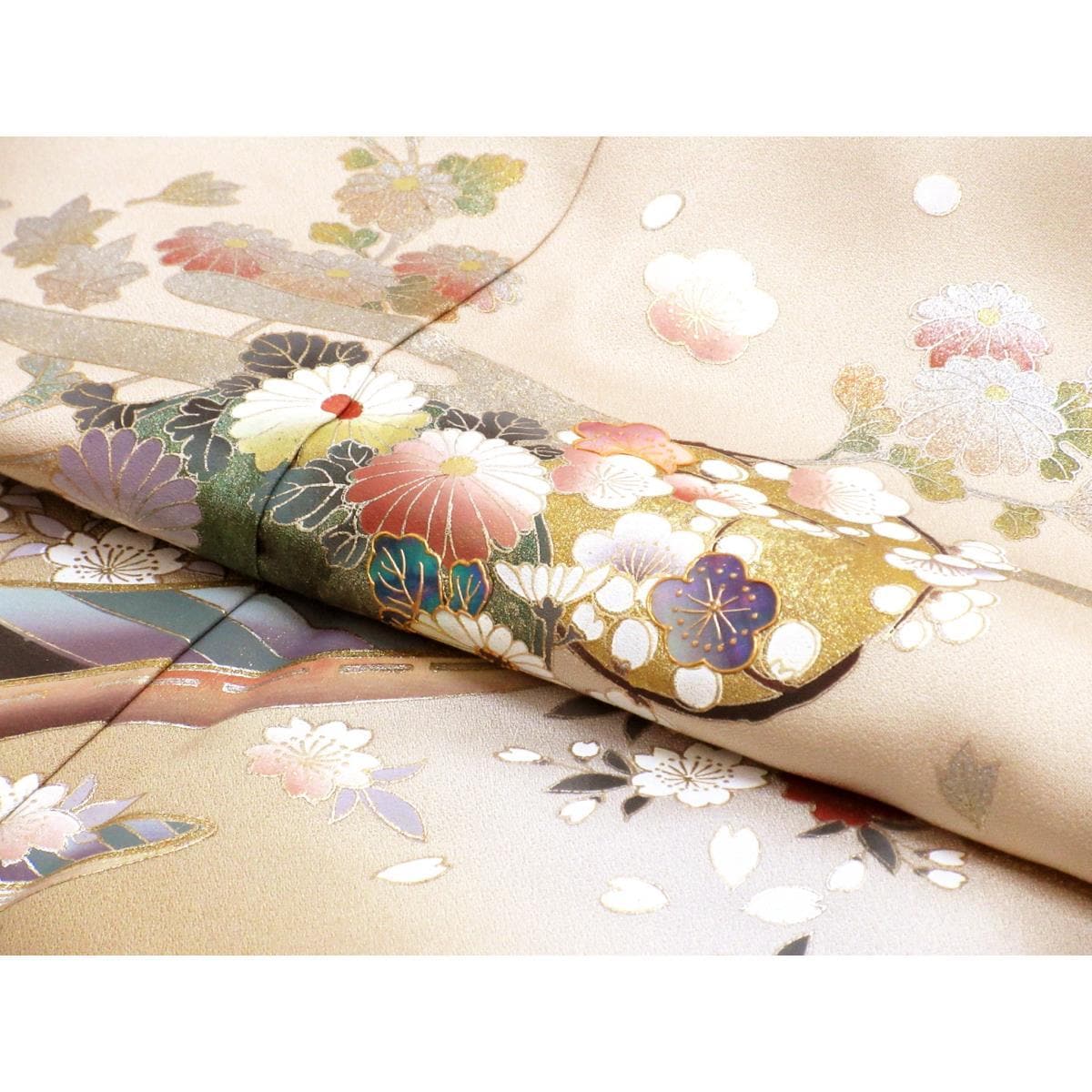 訪問着　友禅金彩加工　螺鈿入りボカシ染