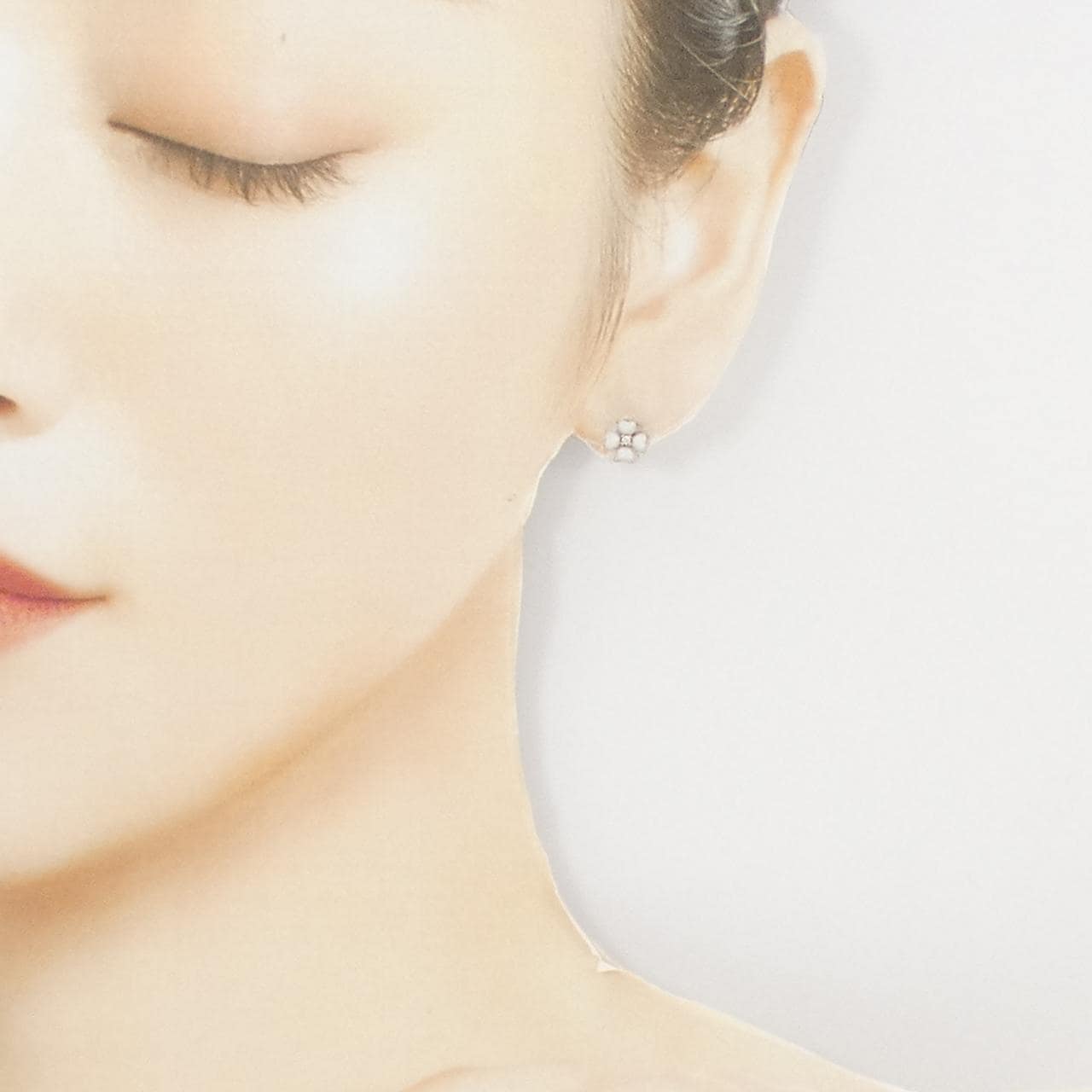 ヴァンドーム マザーオブパール ピアス