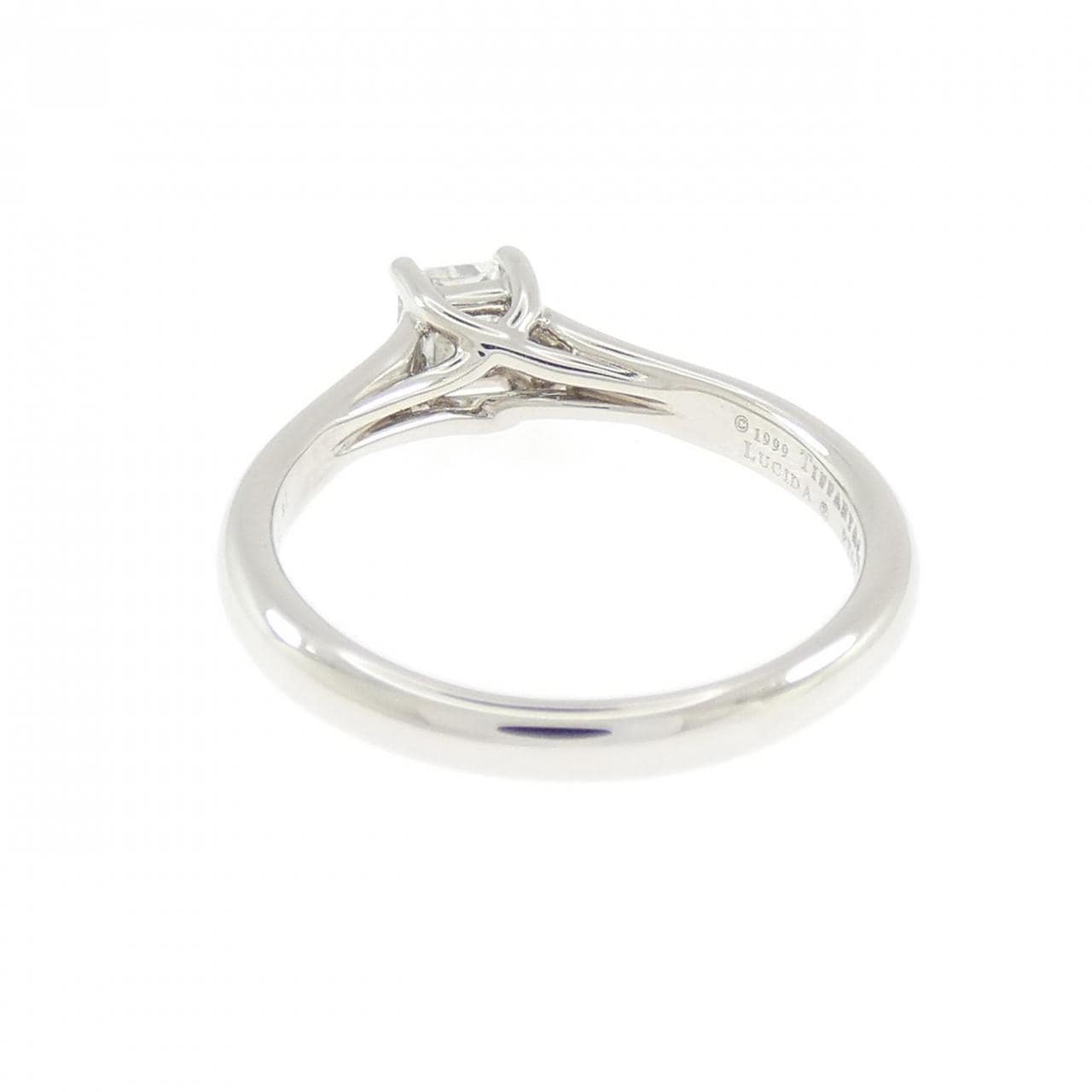 ティファニー ルシダ リング 0.29CT