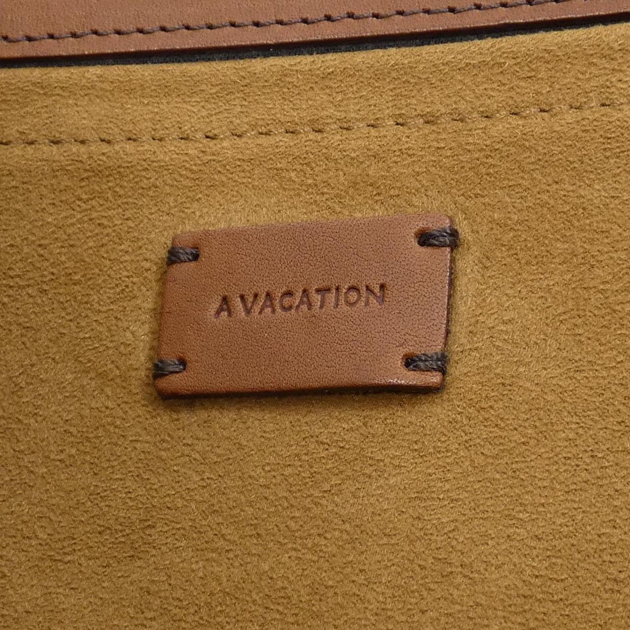 アヴァケーション A VACATION BAG