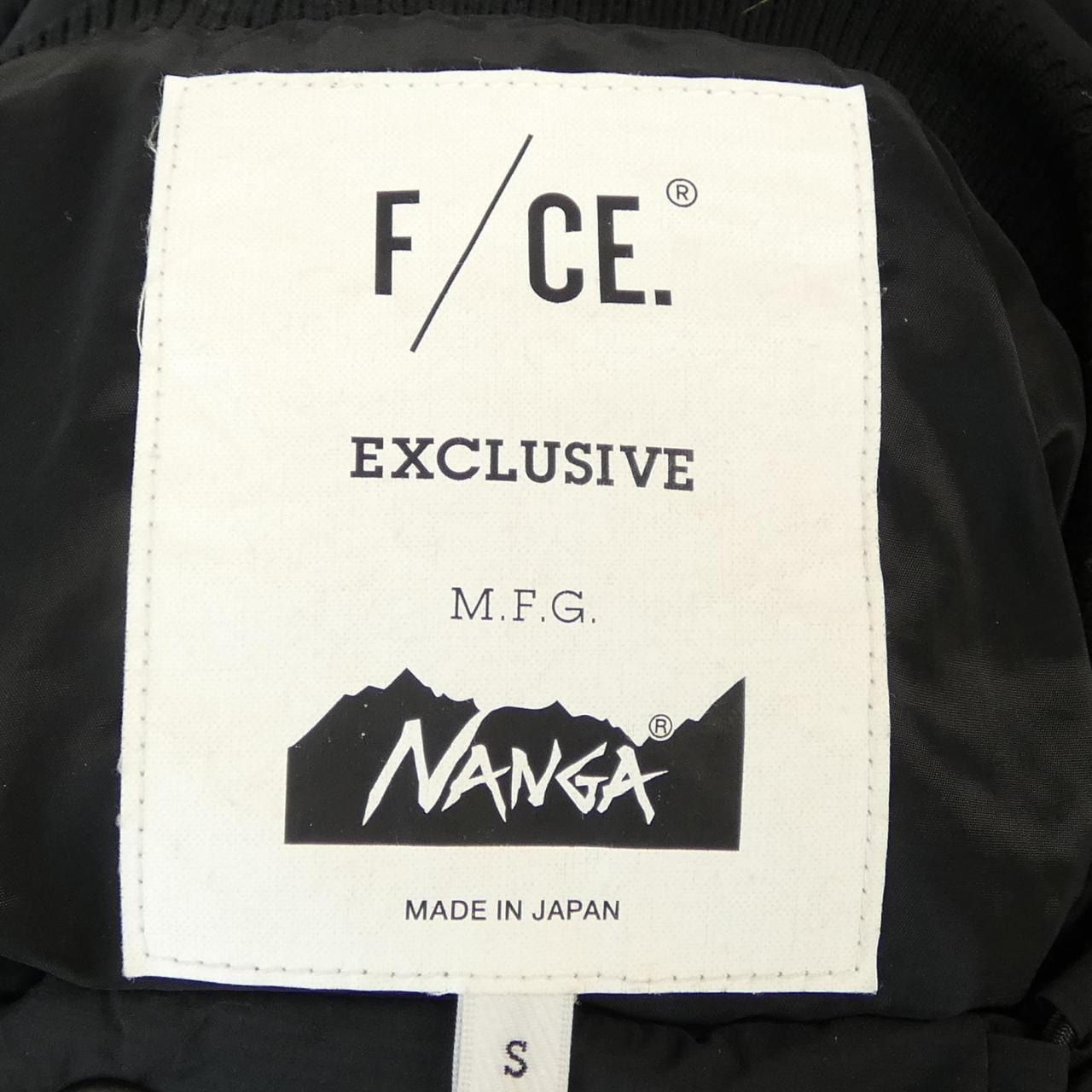 エフシーイー F/CE. NANGA ダウンジャケット