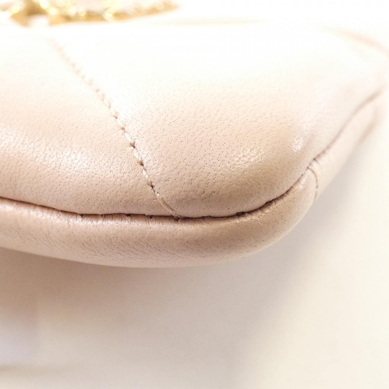 シャネル シャネル19 ライン AP2086 コインケース