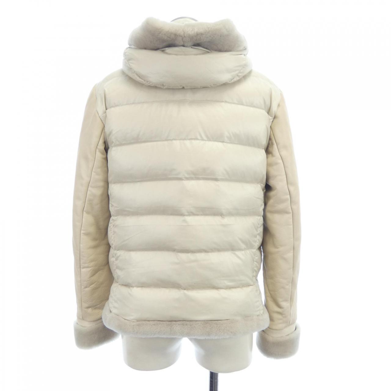 エンメティ EMMETI ダウンジャケット