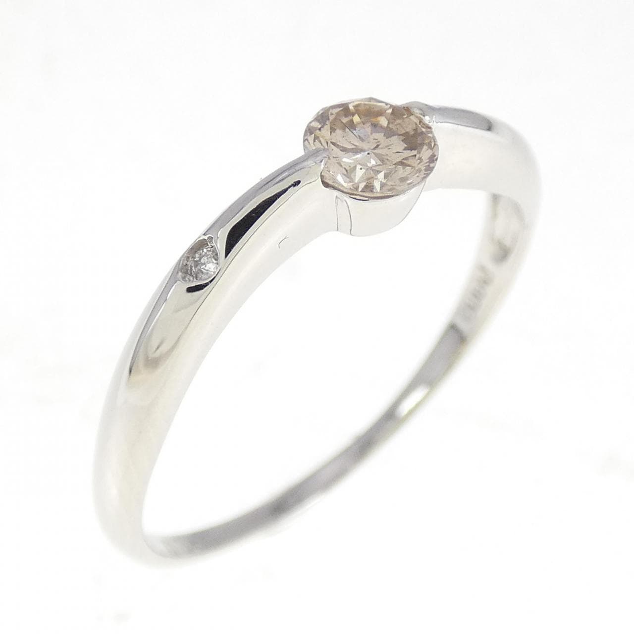 PT ダイヤモンド リング 0.331CT