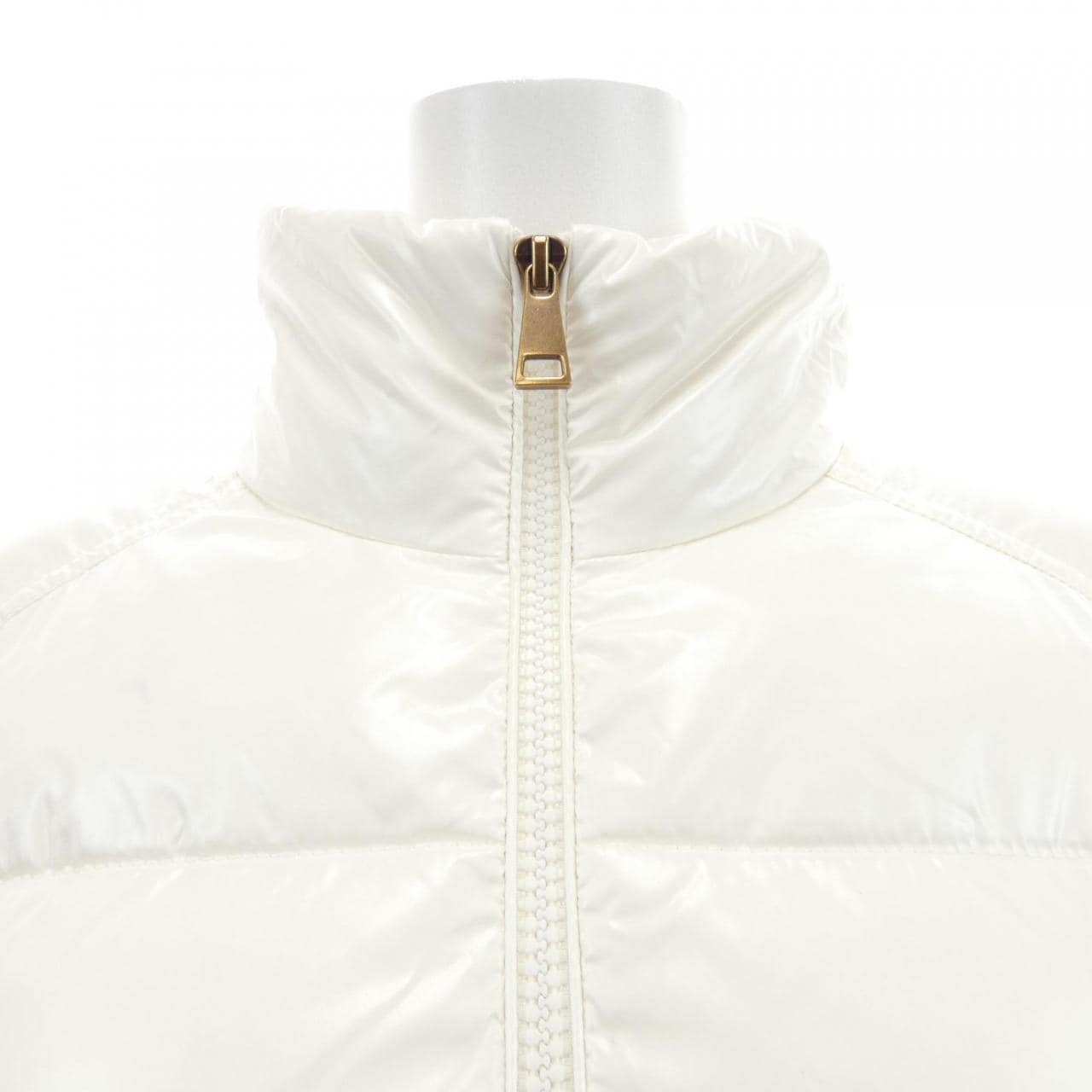 【新品】モンクレール MONCLER 20938G00017 89BG6 ダウンジャケット