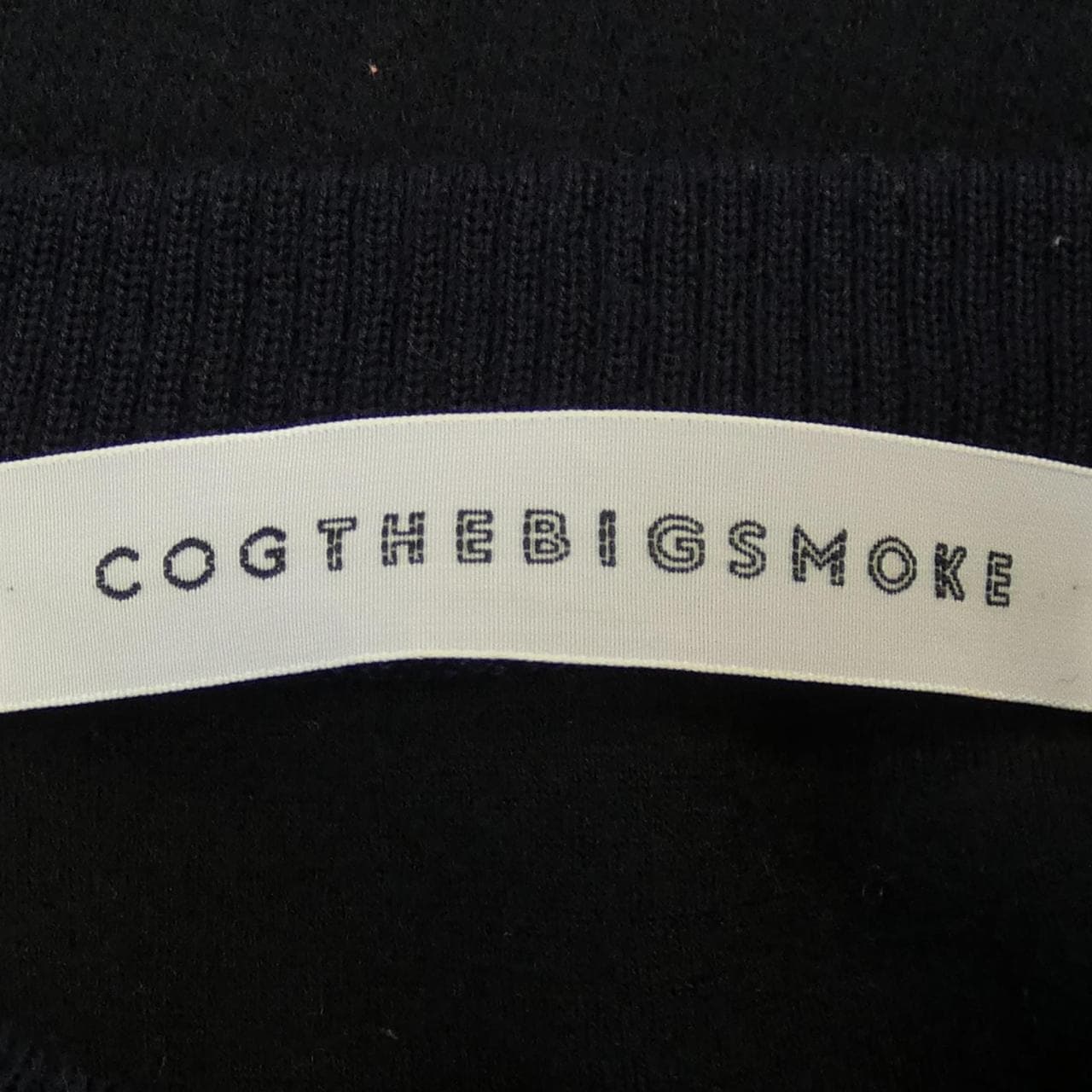 コグザビッグスモーク COGTHEBIGSMOKE スウェット