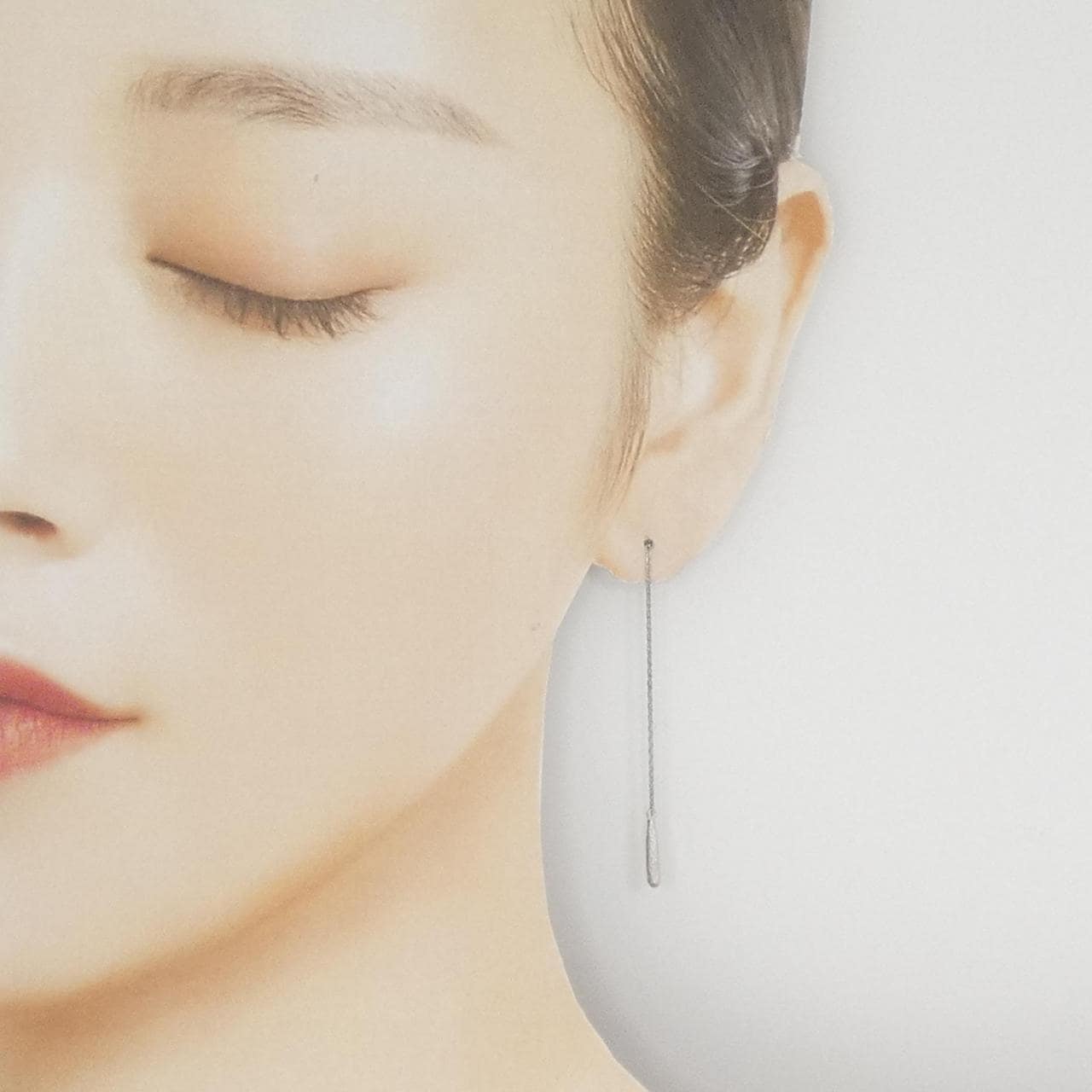 エテ ダイヤモンド ピアス 0.02CT