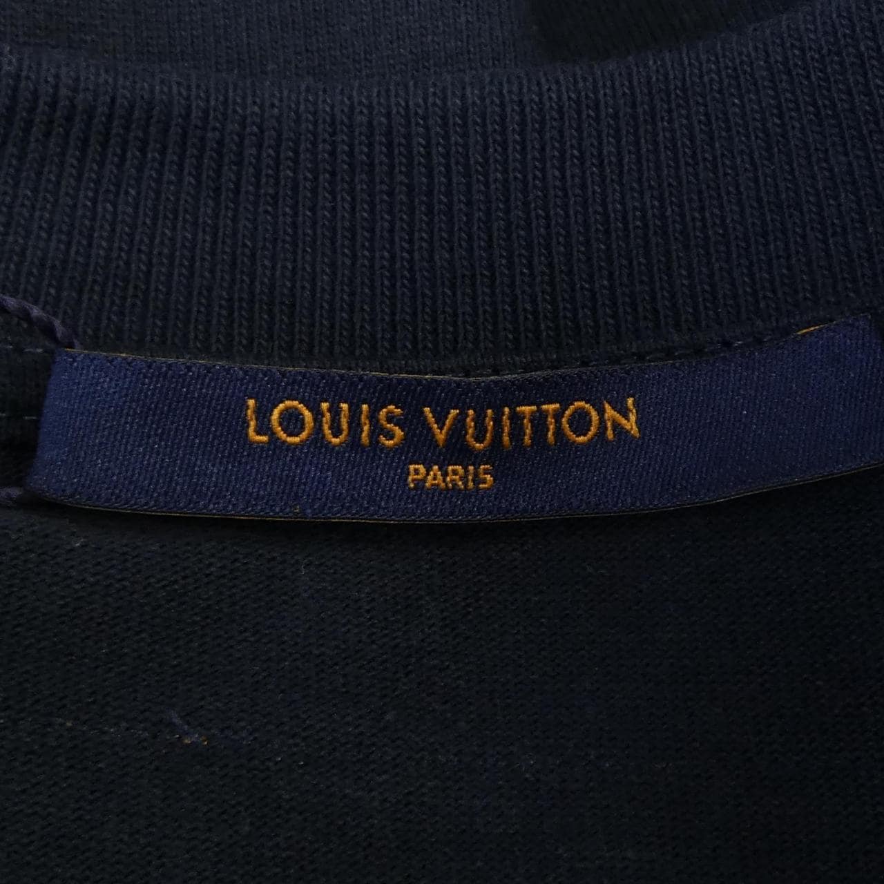 ルイヴィトン LOUIS VUITTON エンブロイダリーLVフラワーTシャツ HJY68WNPL Tシャツ