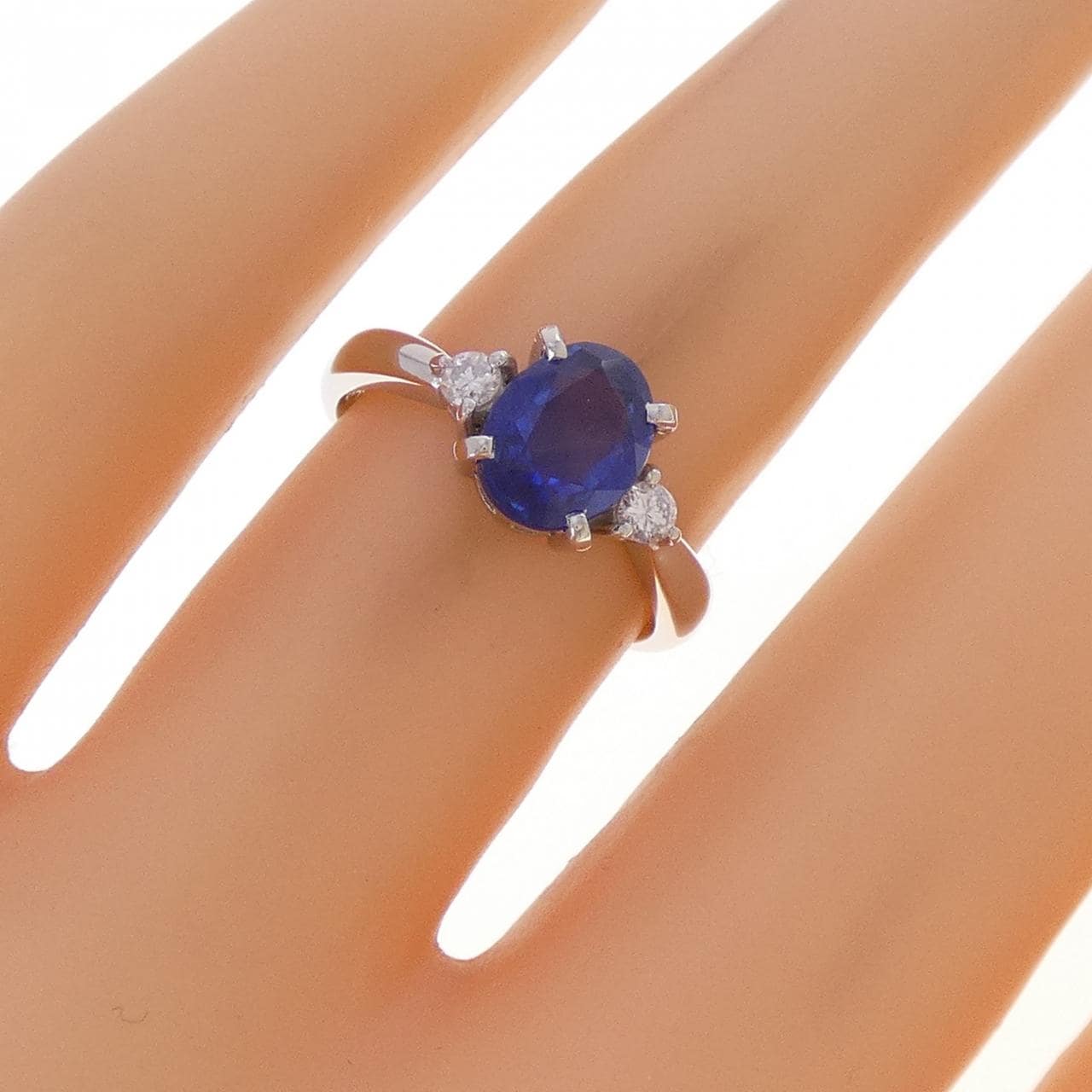 PT900 サファイヤ リング 1.25CT