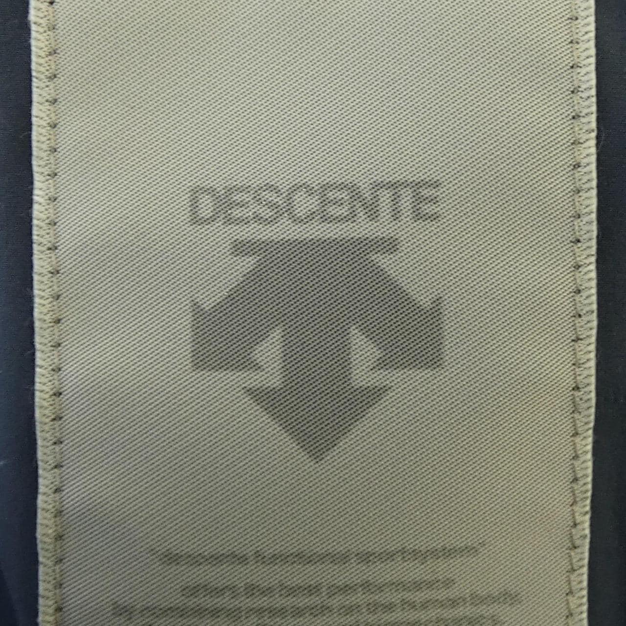 DESCENTE夾克