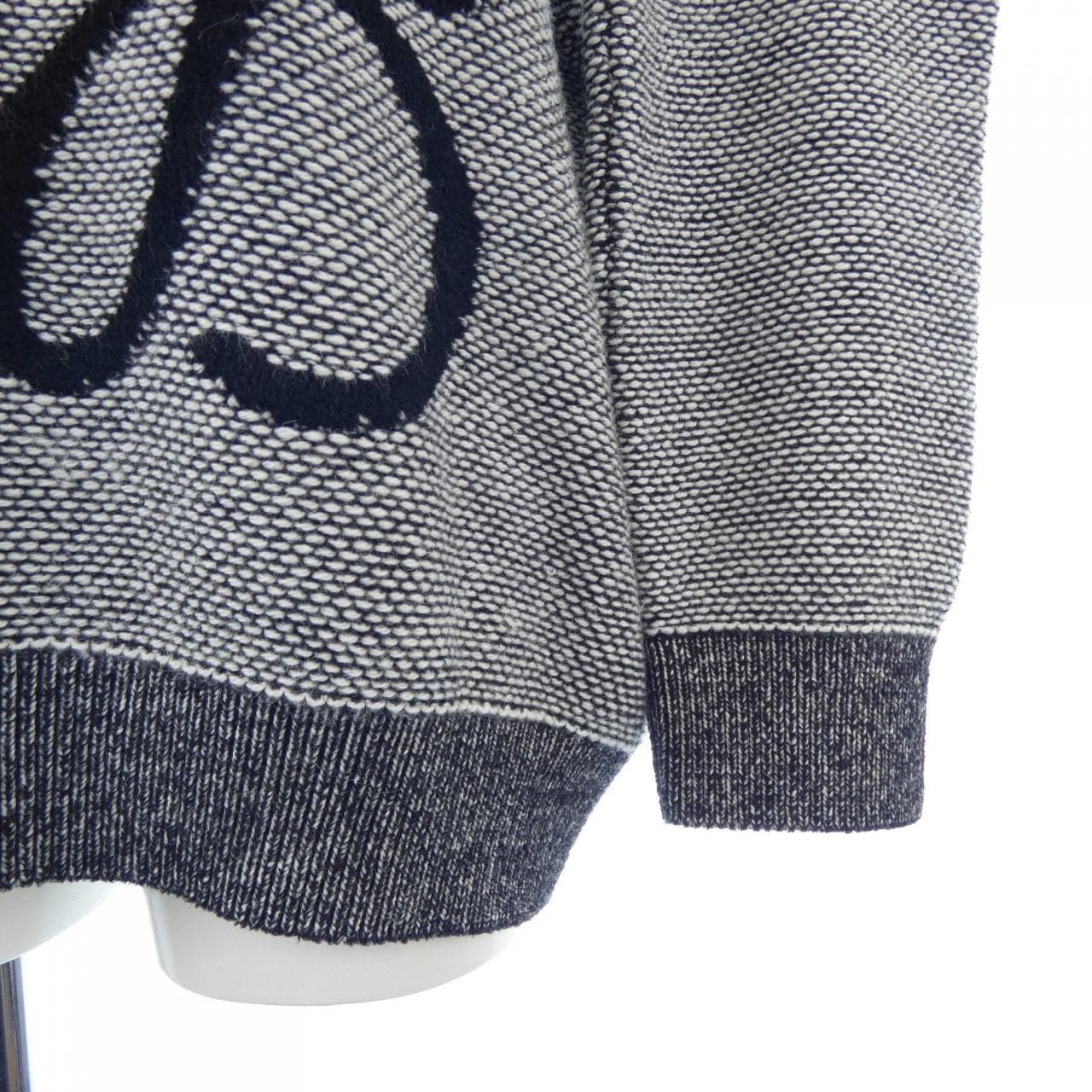 ロエベ LOEWE ニット