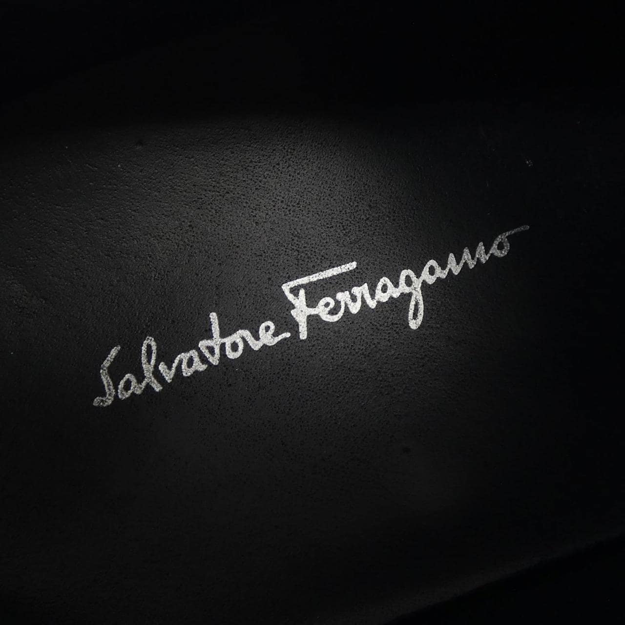 サルヴァトーレフェラガモ SALVATORE FERRAGAMO 05021 スニーカー