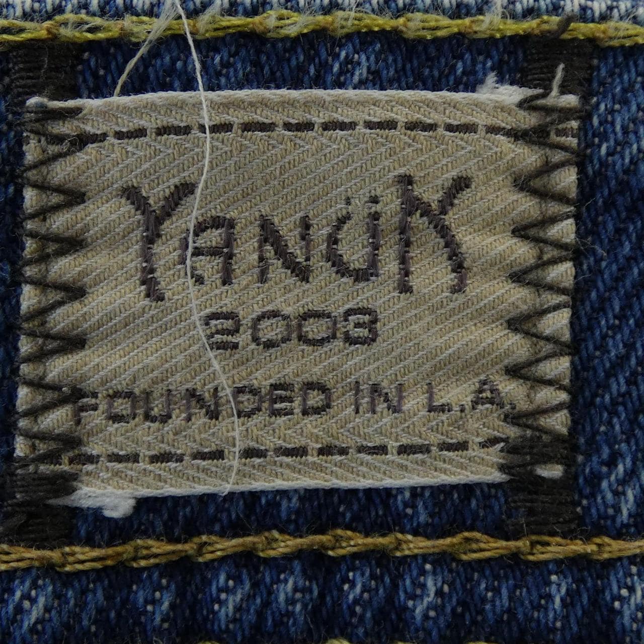 ヤヌーク YANUK ジーンズ