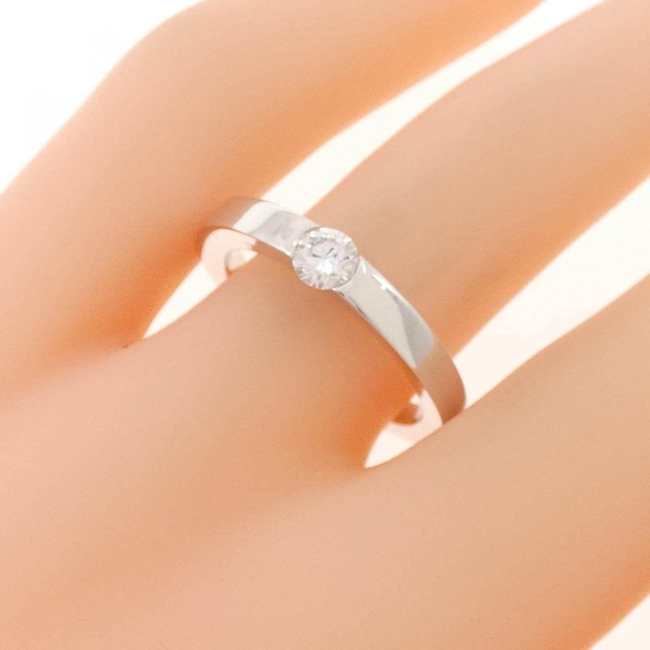カルティエ デート ウィズ カルティエ リング 0.21CT F VS1