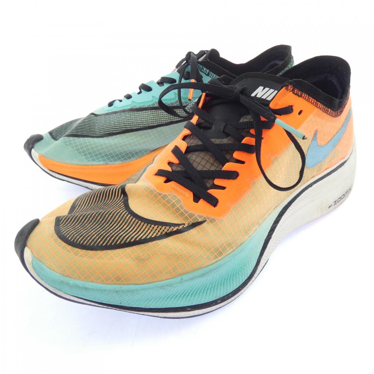 ナイキ NIKE スニーカー