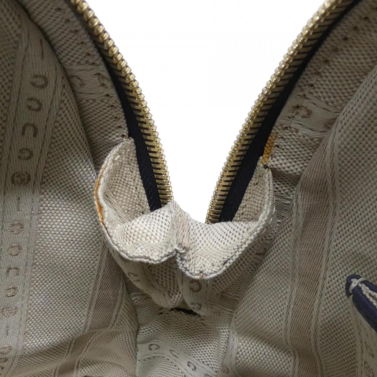 グッチ 388560 CAO0X バッグ