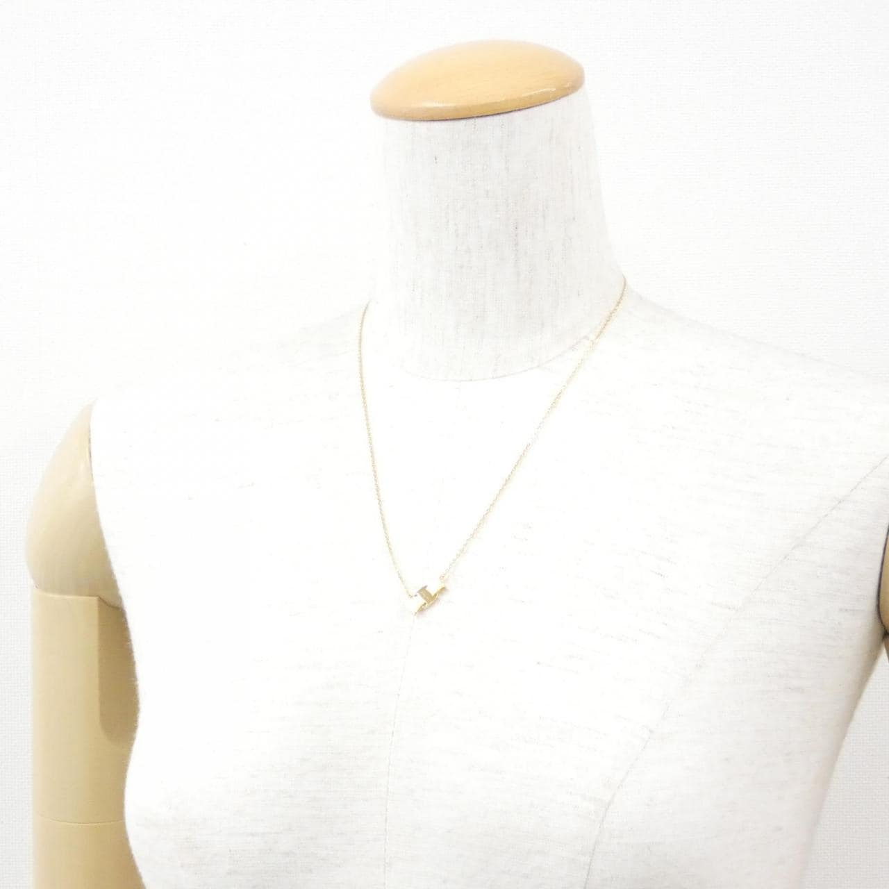 【新品】サルヴァトーレフェラガモ 76 0547 ネックレス