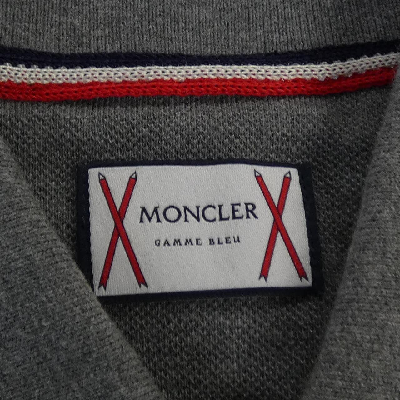 モンクレールガムブルー MONCLER GAMMEBLEU C23918318150 ポロシャツ