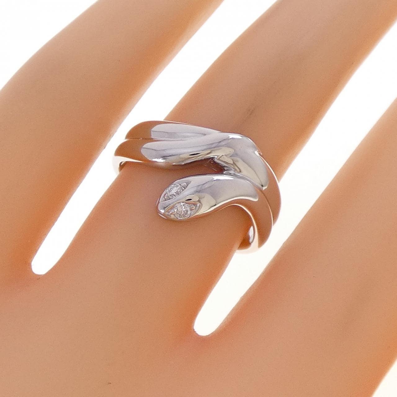 PT900 スネーク ダイヤモンド リング 0.04CT